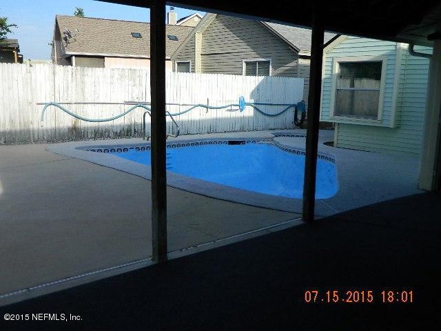 8783 Townsquare Ct, Jacksonville, FL 32216 - photo 1