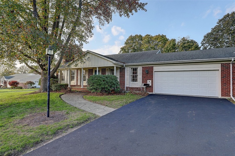 8 Hanley Farm Rd, Warren, RI 02885 - photo 1