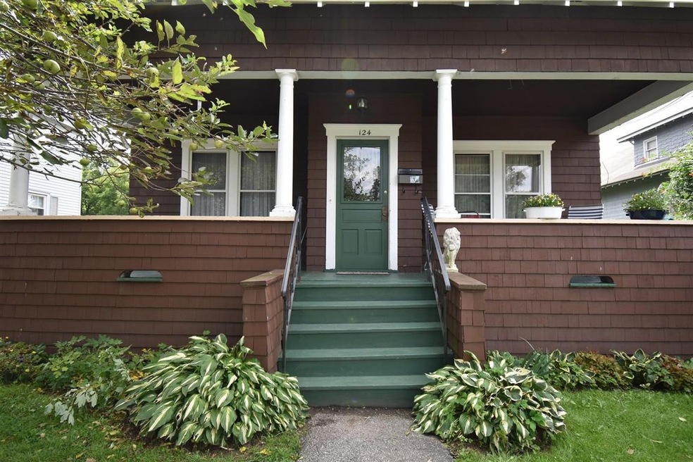 124 Oak St, Rutland, VT 05701 - photo 1