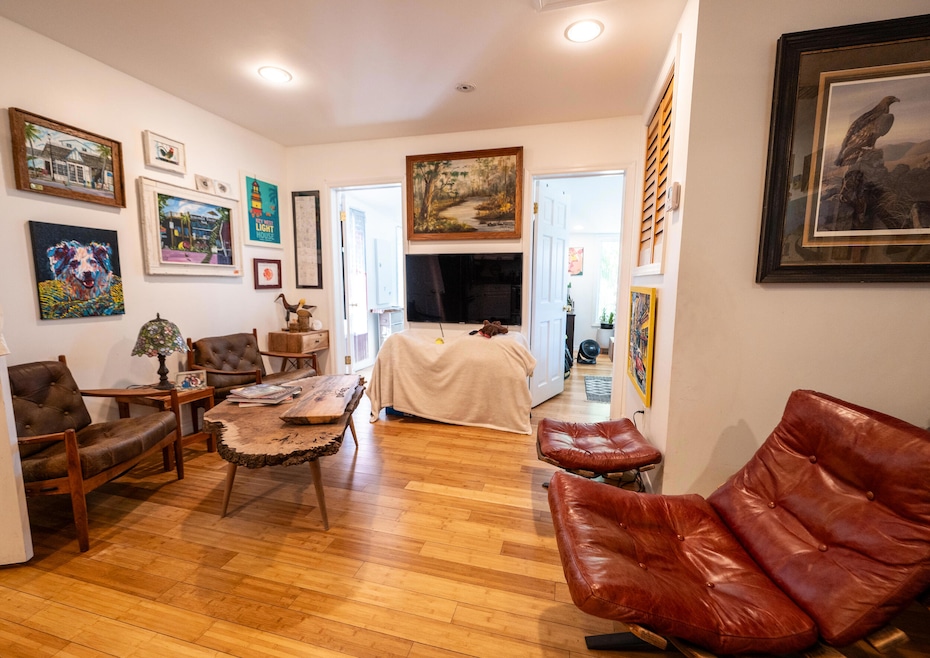 1200 White St-04