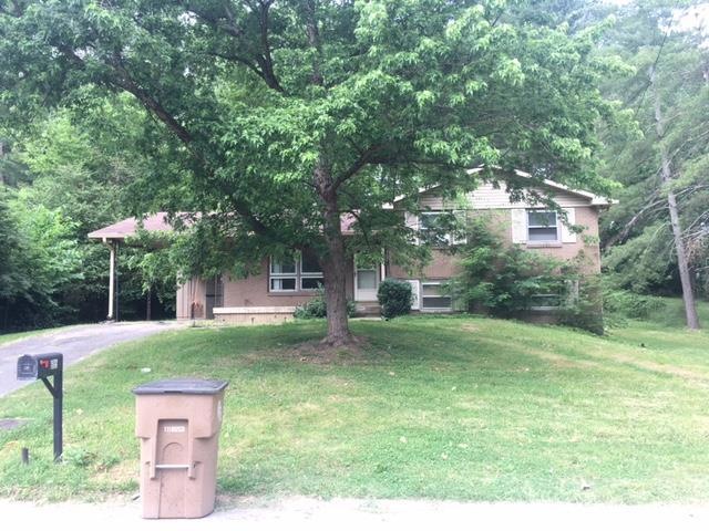 Welcome home to 685 Brewer Drive! 