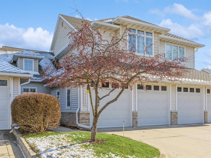 14155 Pinnacle Pointe Dr, Clive, IA 50325 - photo 1