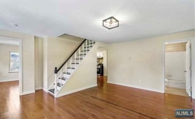 161 Walton St unit 2, Englewood, NJ 07631 - photo 1