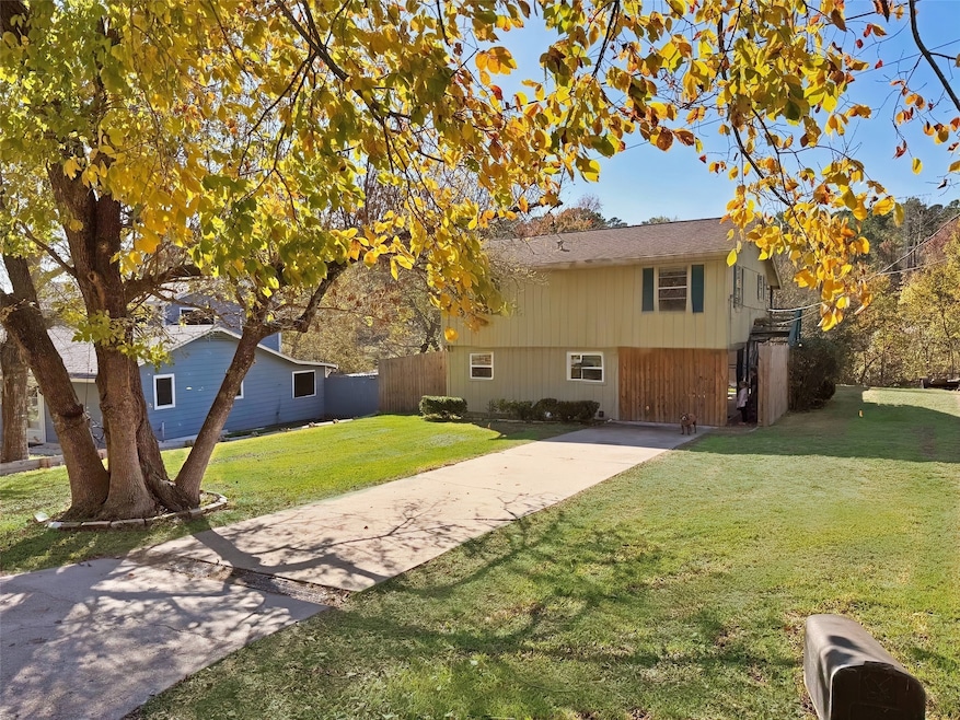 190 White Oak Cir, Pointblank, TX 77364 - photo 1