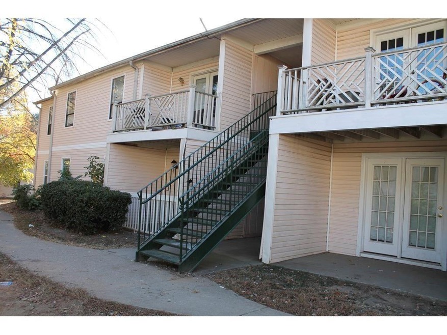 3605 Woodbriar Cir unit G, Tucker, GA 30084 - photo 1