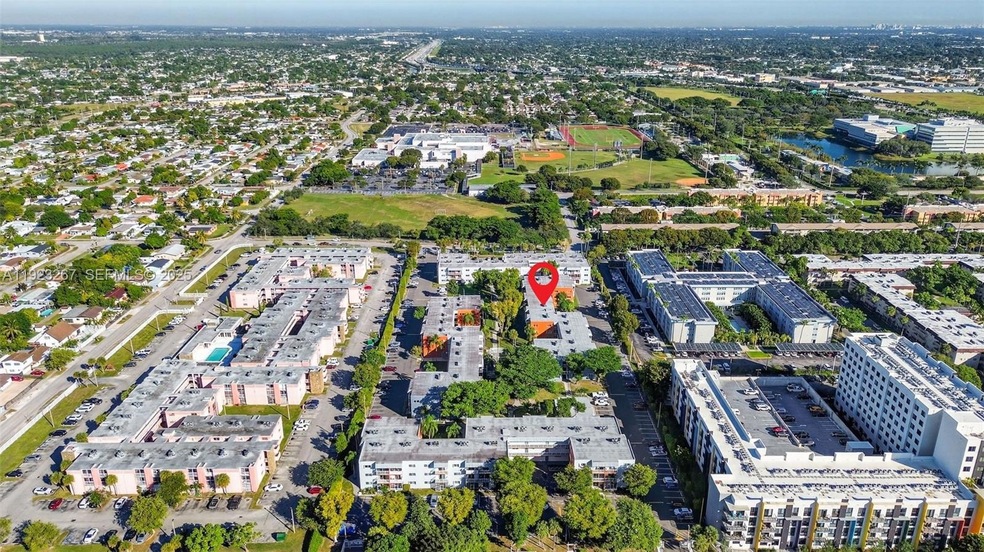 11309 SW 200th St unit 209C, Miami, FL 33157 - photo 1