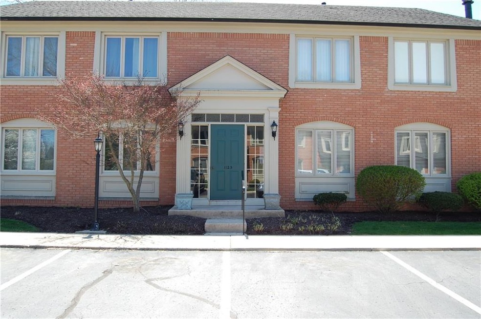 1125 Canterbury Ct unit A, Indianapolis, IN 46260 - photo 1