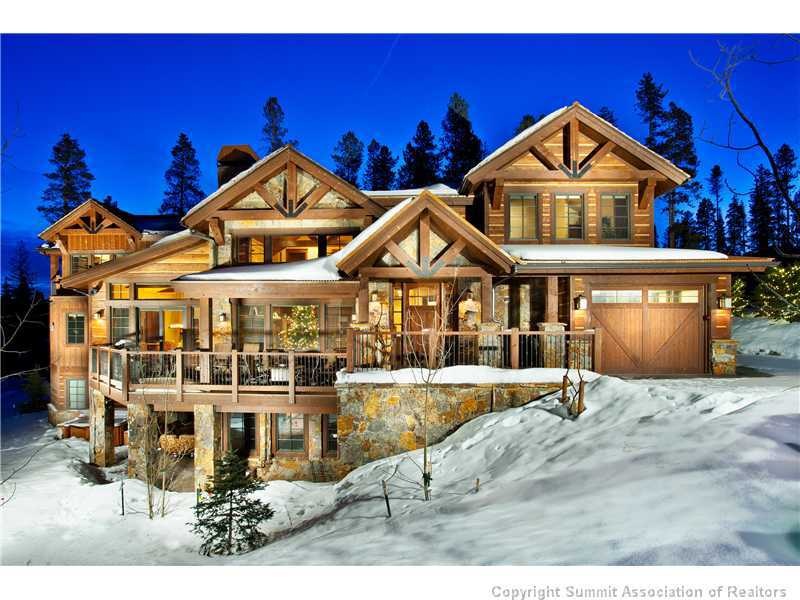 Exterior Front. Curb Appeal!