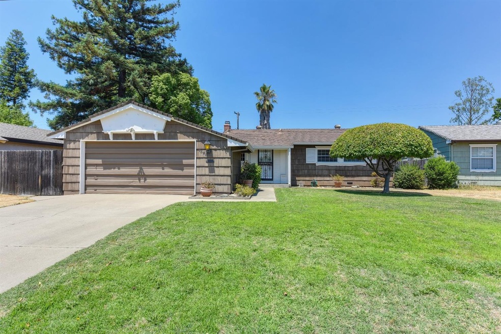 7568 South Pkwy, Sacramento, CA 95823 - photo 1