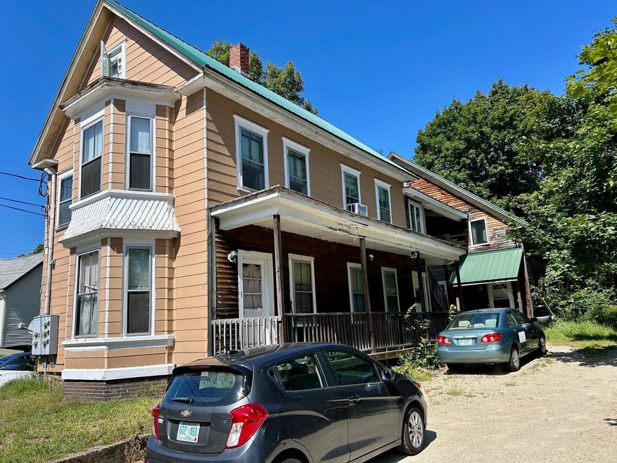 29 Grove St, Rochester, NH 03868 - photo 1