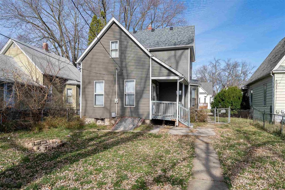 605 W 15th St, Davenport, IA 52803 - photo 1