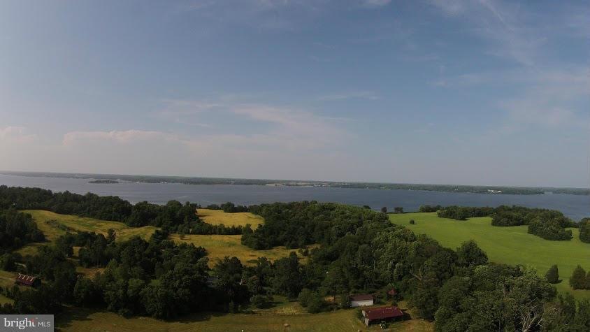 25950 Sotterley Rd, Hollywood, MD 20636 - photo 1