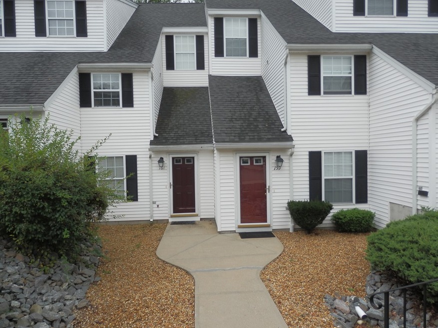 161 Berrington Rd, Leominster, MA 01453 - photo 1