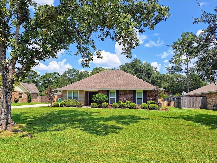 116 Cardiff Ct, Slidell, LA 70461 - photo 1