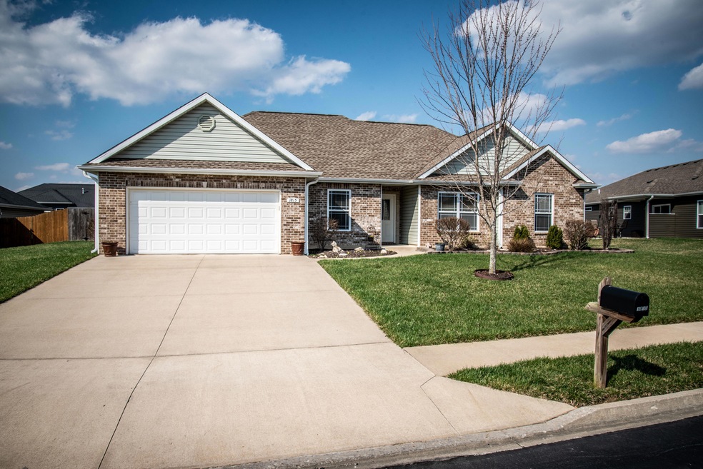 1815 Black Walnut Ct.