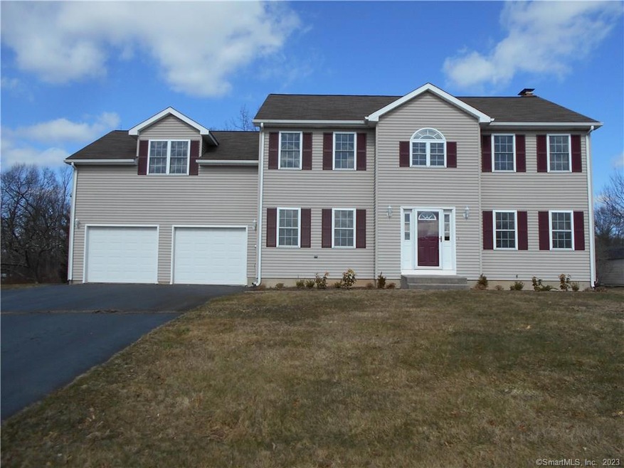 8 Shweky Ct, Wallingford, CT 06492 - photo 1