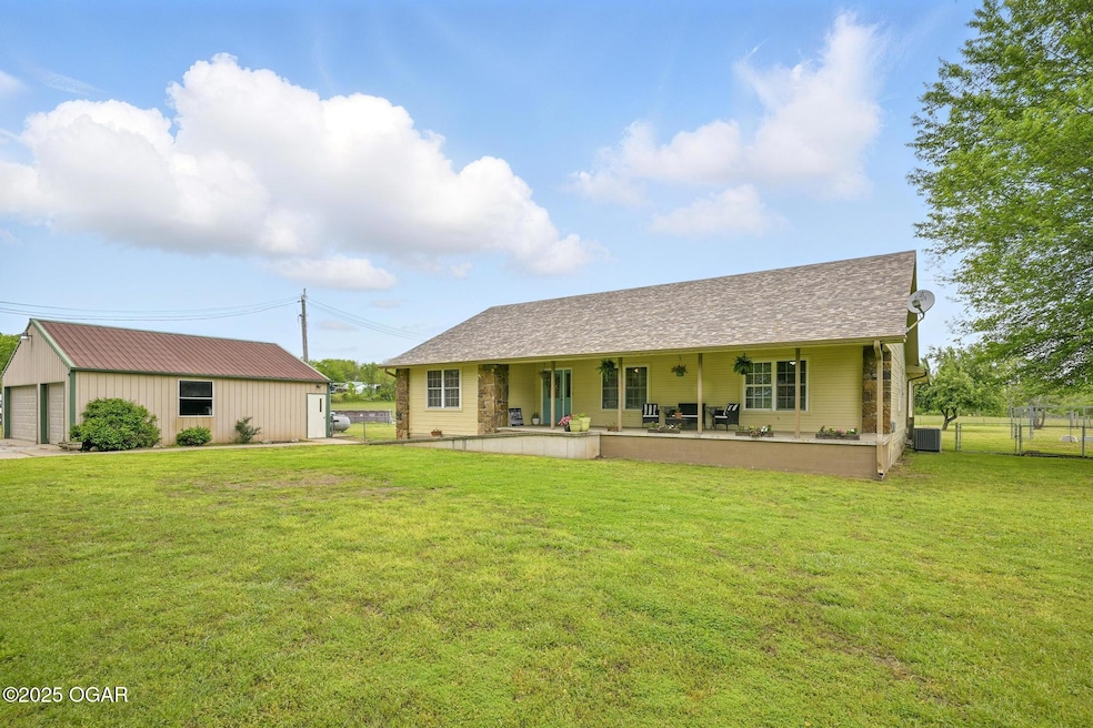 Pending $599,999