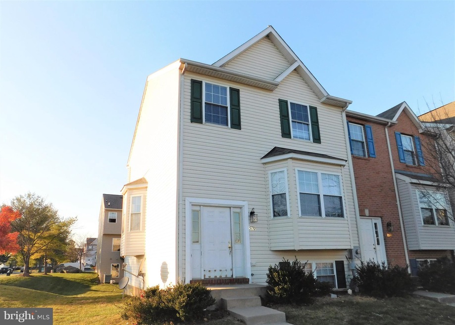 5770 Indian Cedar Ct, Frederick, MD 21703 - photo 1