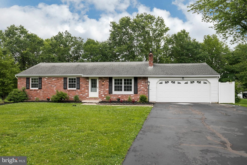 500 Grandview Ave, Perkasie, PA 18944 - photo 1