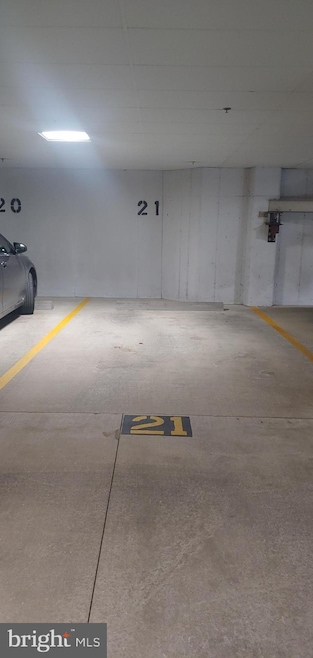 0 Garage unit 21 MDAA2020506, Gambrills, MD 21054 - photo 1