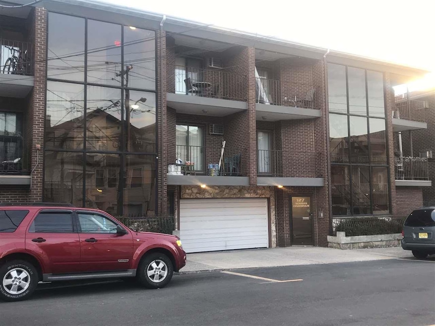 127 68th St unit 12, Guttenberg, NJ 07093 - photo 1