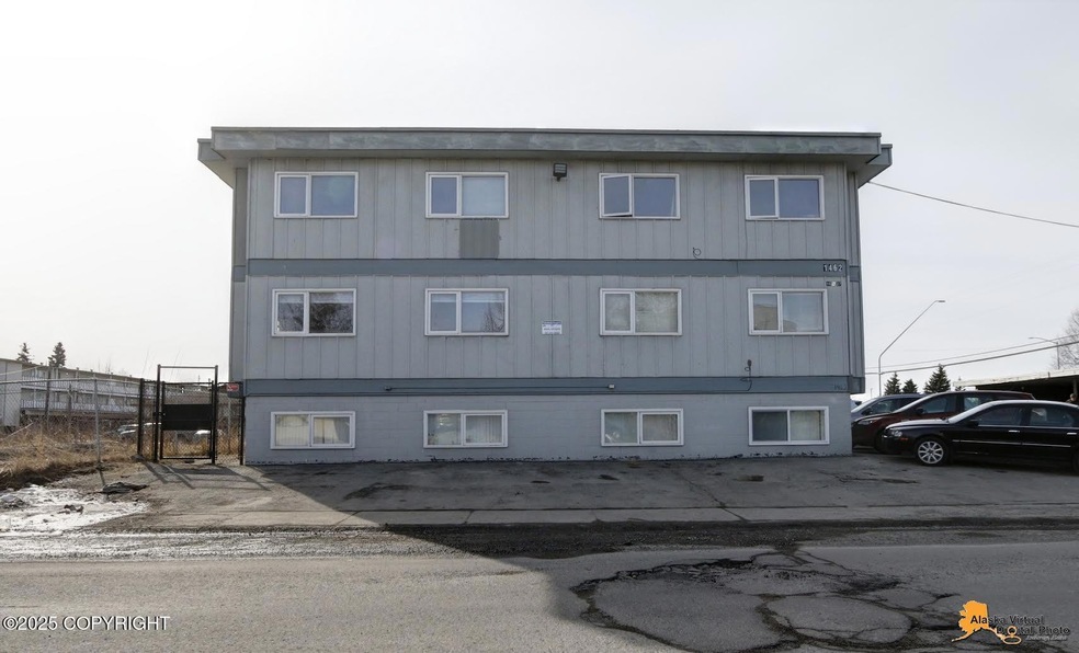 1462 W 26th Ave unit 23, Anchorage, AK 99503 - photo 1
