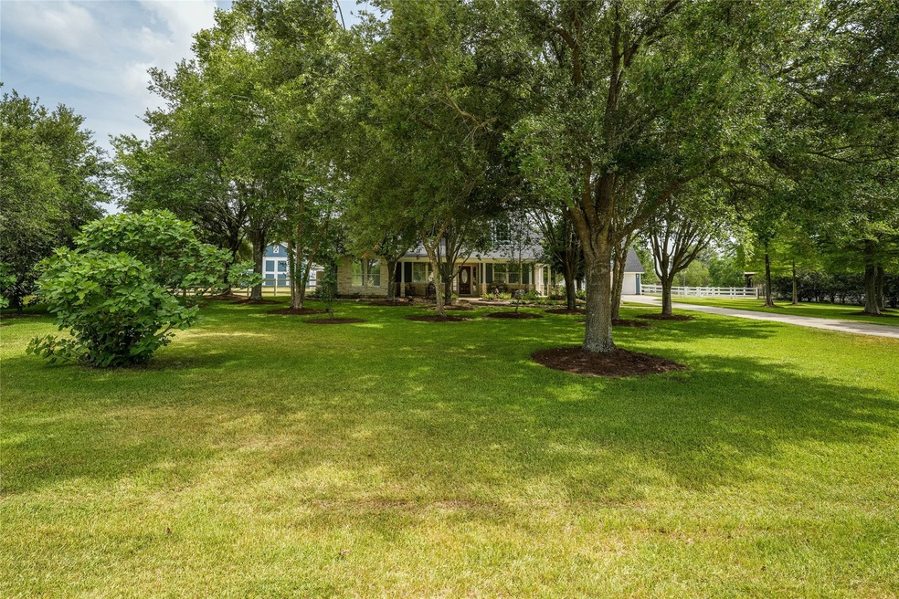 19631 Stone Lake Dr, Tomball, TX 77377 - photo 1