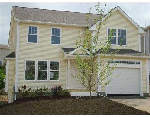 32 Coastwind Dr, Westerly, RI 02891 - photo 1