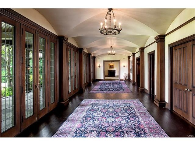 945 Sasco Hill Rd, Fairfield, CT 06824 - photo 1