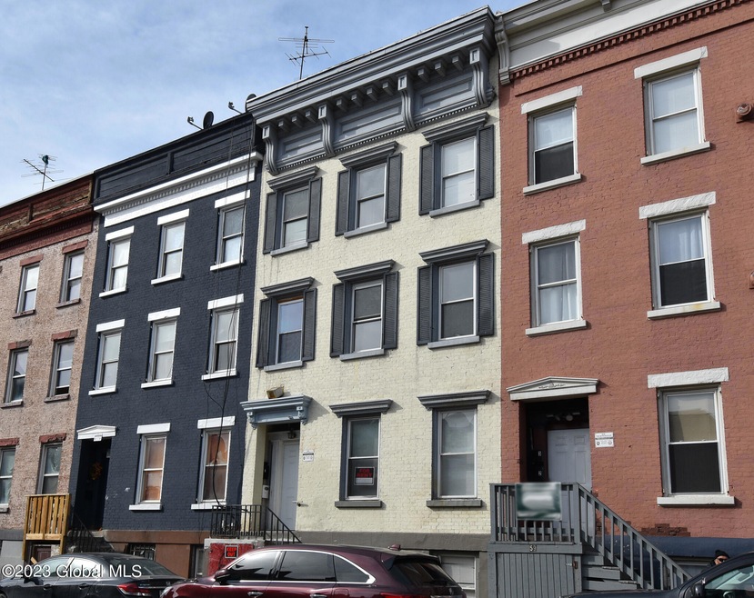 61 Grand St, Albany, NY 12207 - photo 1