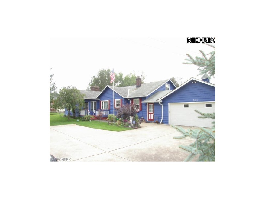 8810 Columbia Rd, Olmsted Falls, OH 44138 - photo 1