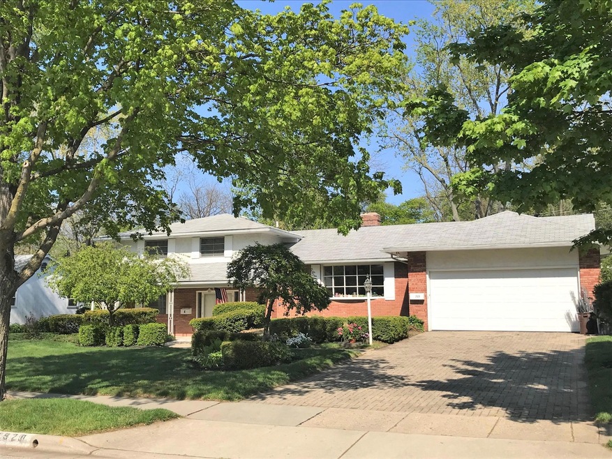 Great curb appeal!