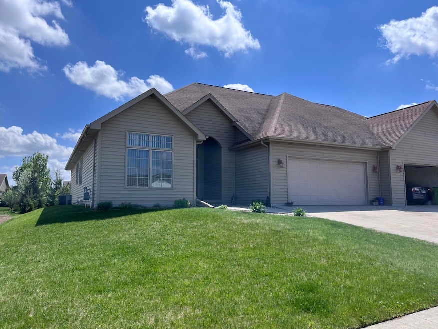 2-3 bedroom condo