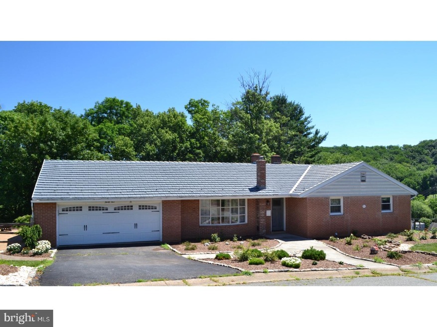 35 Arrowhead Ave, Boyertown, PA 19512 - photo 1