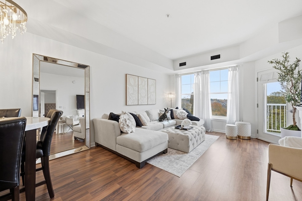 Ironwood on the Green at Ferncroft unit 608, Middleton, MA 01949 - photo 1