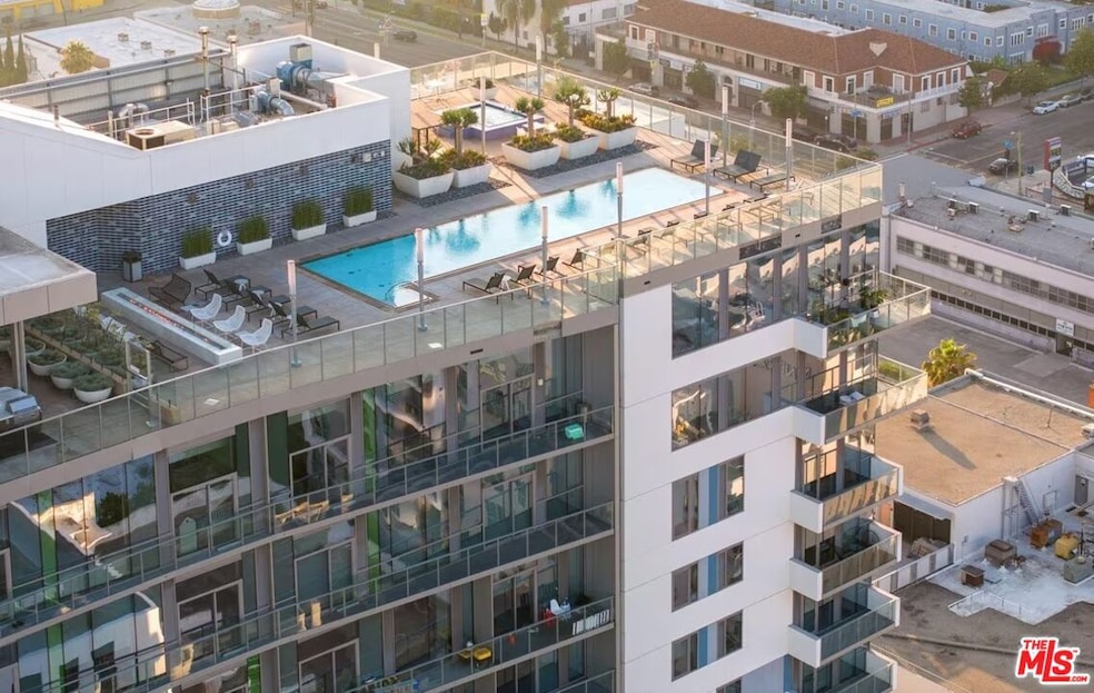 3033 Wilshire Blvd unit 1113, Los Angeles, CA 90010 - photo 1