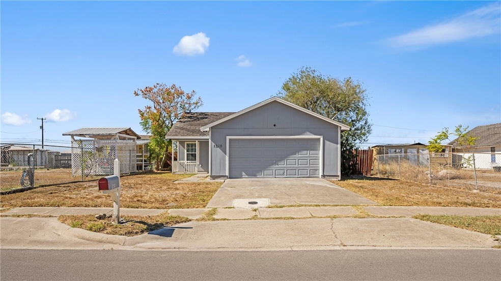 1515 Main Dr, Corpus Christi, TX 78409 - photo 1