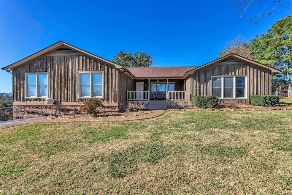 408 McKibbon Ln, Pulaski, TN 38478 - photo 1