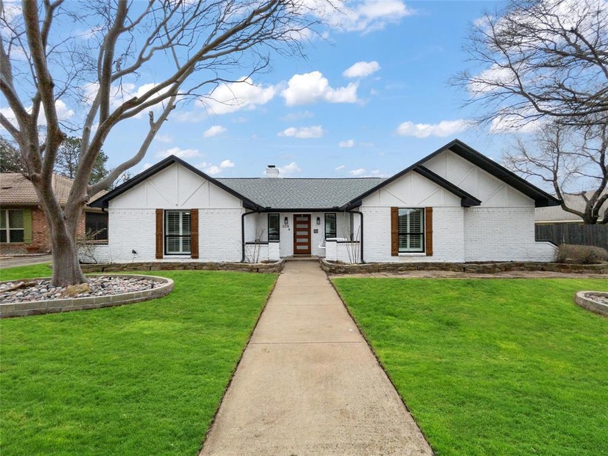 308 Blue Quail Ct, Bedford, TX 76021 - photo 1