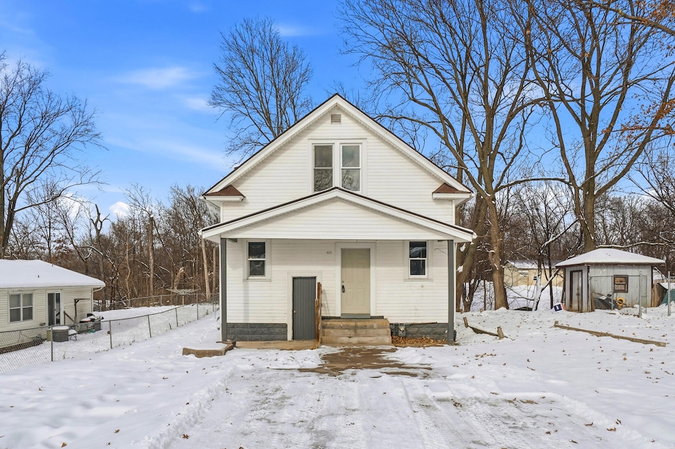 621 Sub van Buren, Muscatine, IA 52761 - photo 1