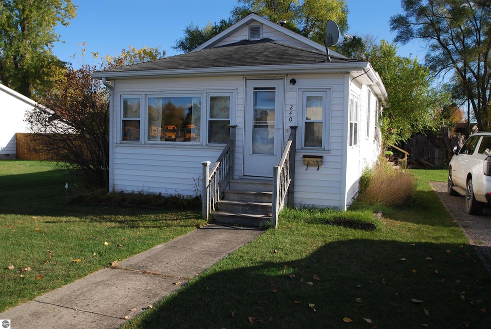 240 State St, West Branch, MI 48661 - photo 1