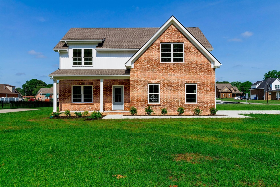 146 Cooper Place Dr, Manchester, TN 37355 - photo 1