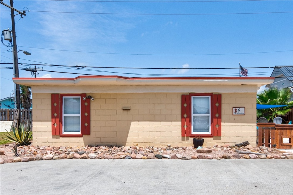 For Sale $299,999 • Co-Listing Agent