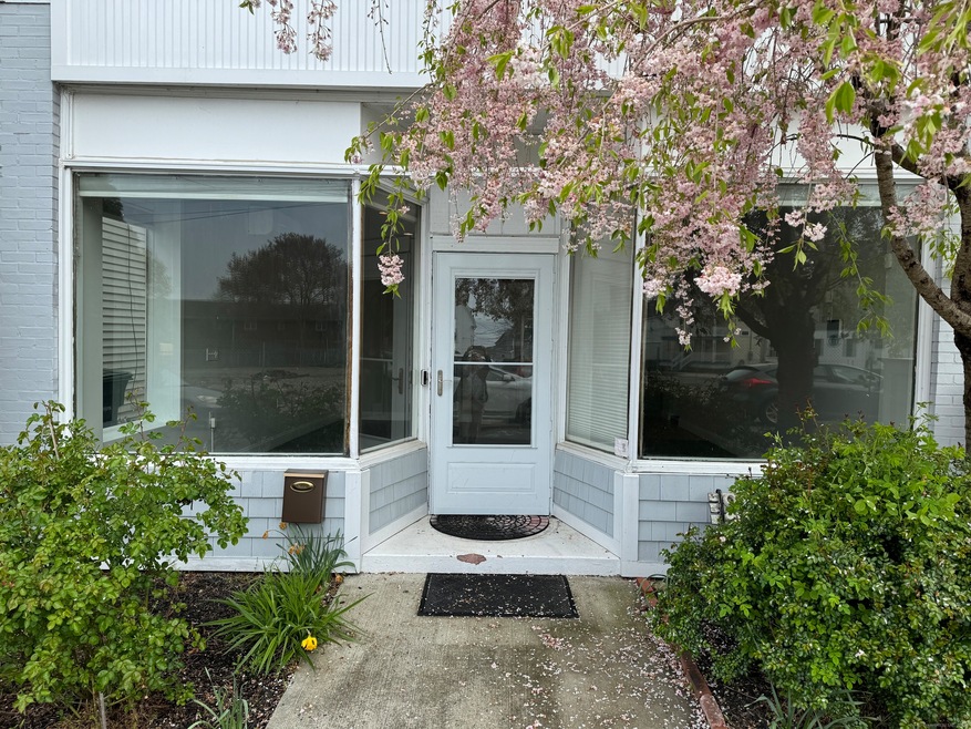 26 Village Rd unit B, Milford, CT 06460 - photo 1