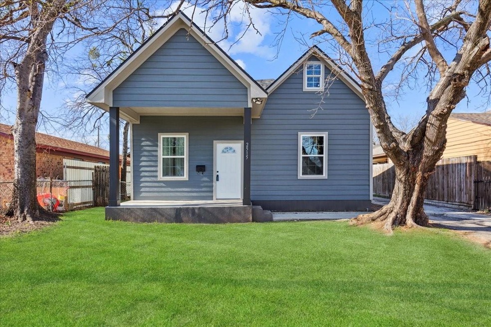 2515 NW 28th St, Fort Worth, TX 76106 - photo 1