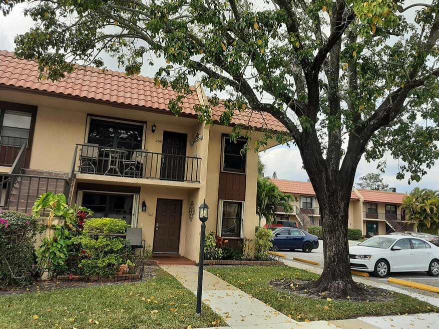 5975 Forest Hill Blvd unit 206, West Palm Beach, FL 33415 - photo 1