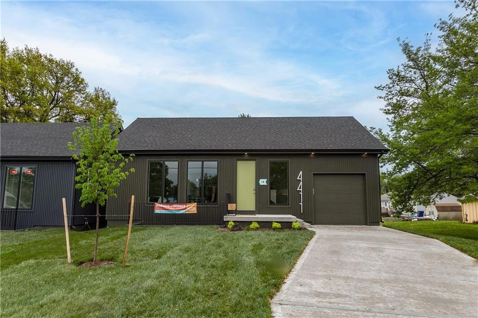 4411 E 135th St, Grandview, MO 64030 - photo 1