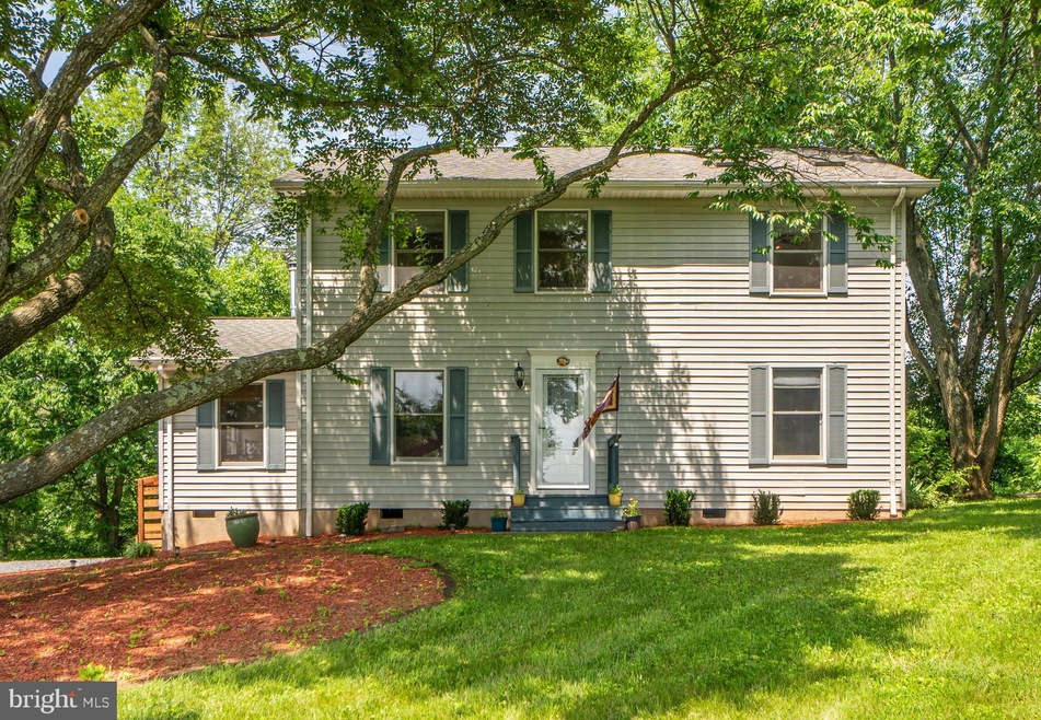 8544 Opal Rd, Warrenton, VA 20186 - photo 1