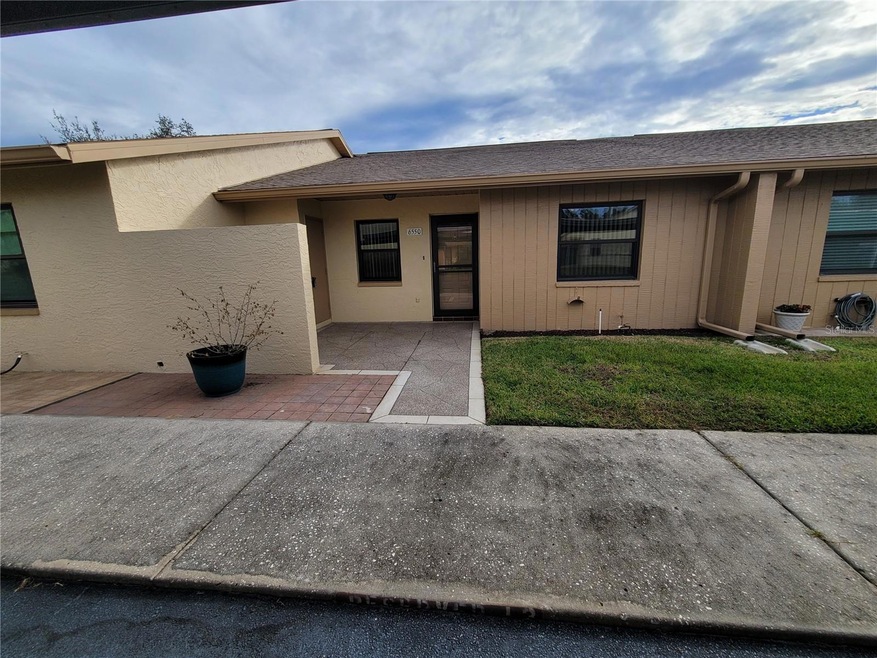 6550 Teak Ct unit 3, Zephyrhills, FL 33542 - photo 1