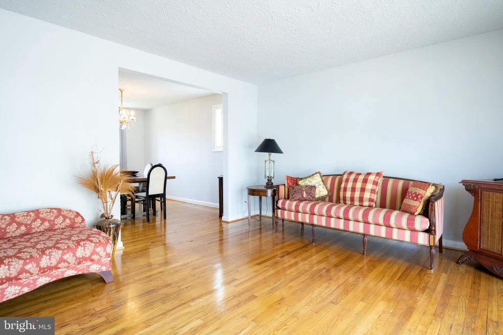 5921 Simmonds Ave, Baltimore, MD 21215 - photo 1